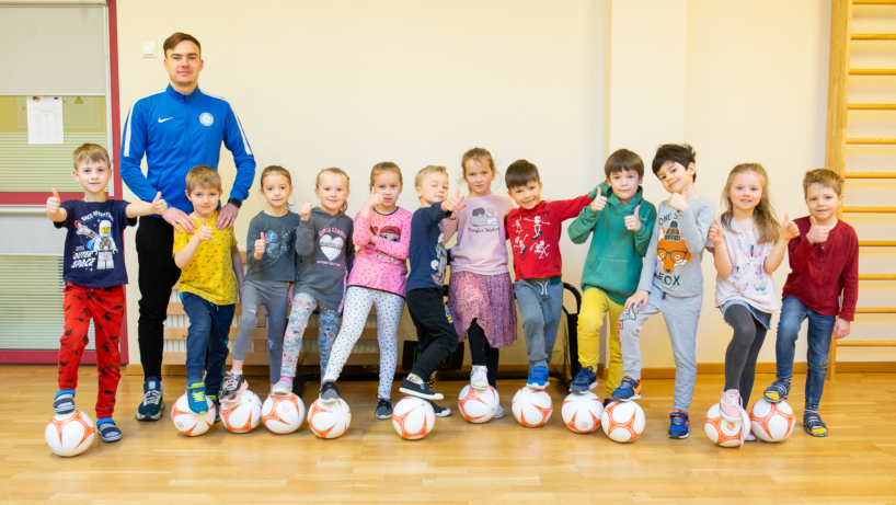 BFA arenoje – nuotaikinga darželinukų futbolo šventė