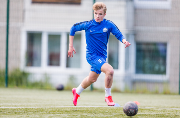 Keturi BFA futbolininkai pakviesti į šalies jaunimo rinktinę